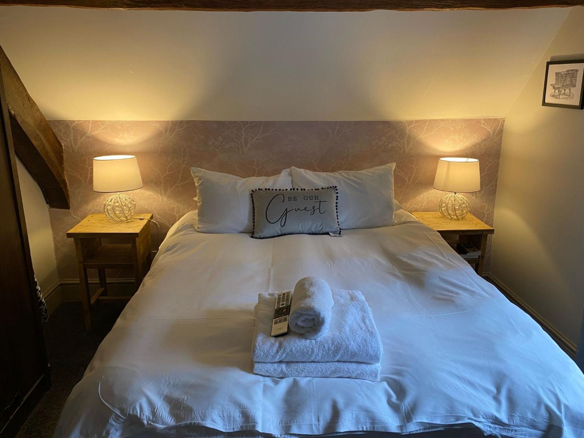 The Swan Taphouse Bed & Breakfast Ironbridge Bagian luar foto