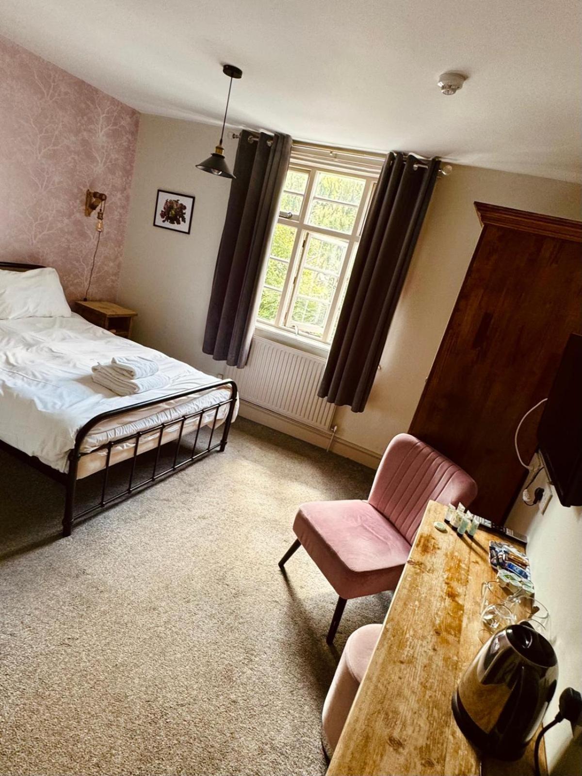 The Swan Taphouse Bed & Breakfast Ironbridge Bagian luar foto