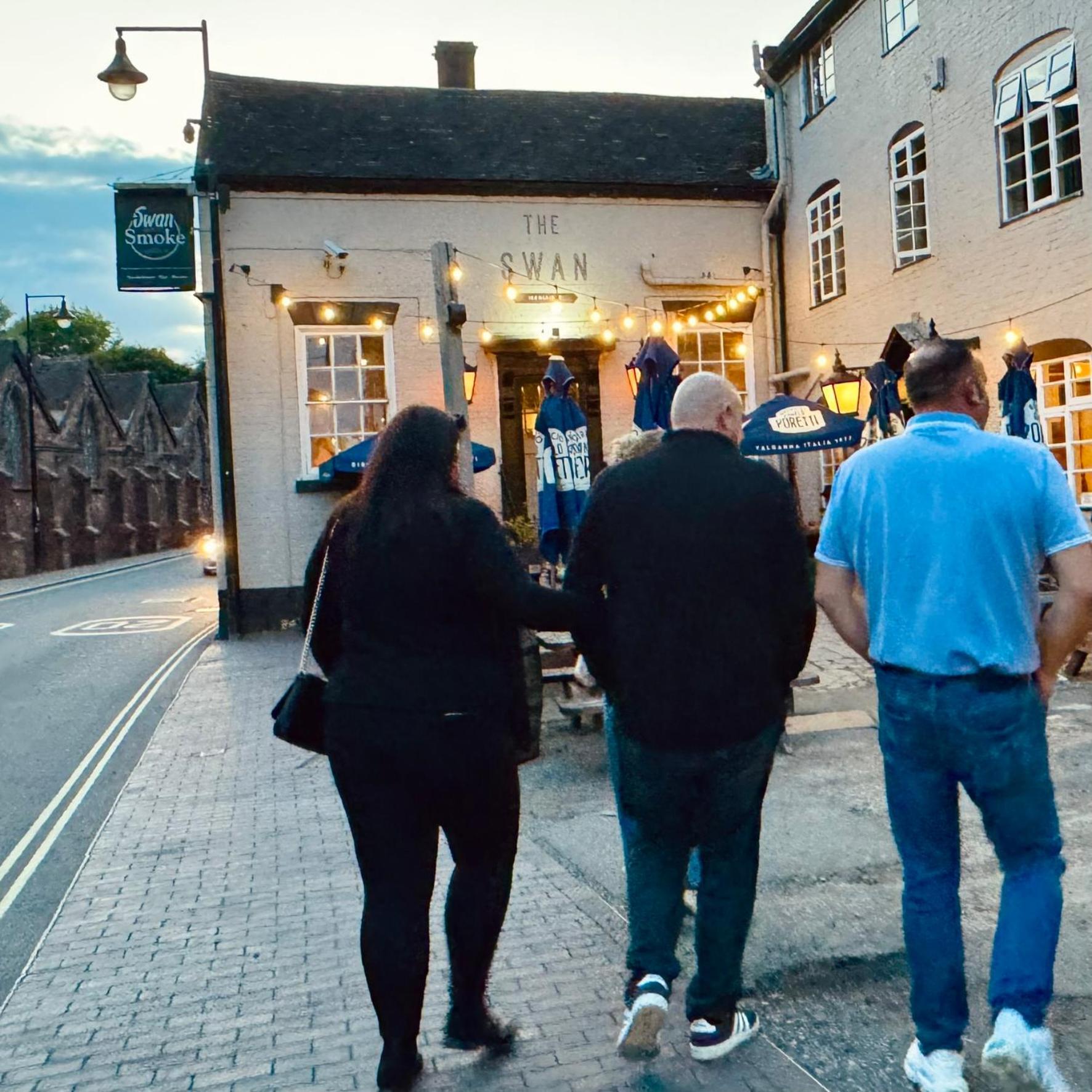 The Swan Taphouse Bed & Breakfast Ironbridge Bagian luar foto