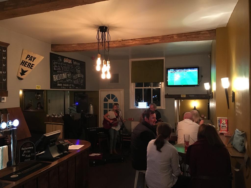 The Swan Taphouse Bed & Breakfast Ironbridge Bagian luar foto