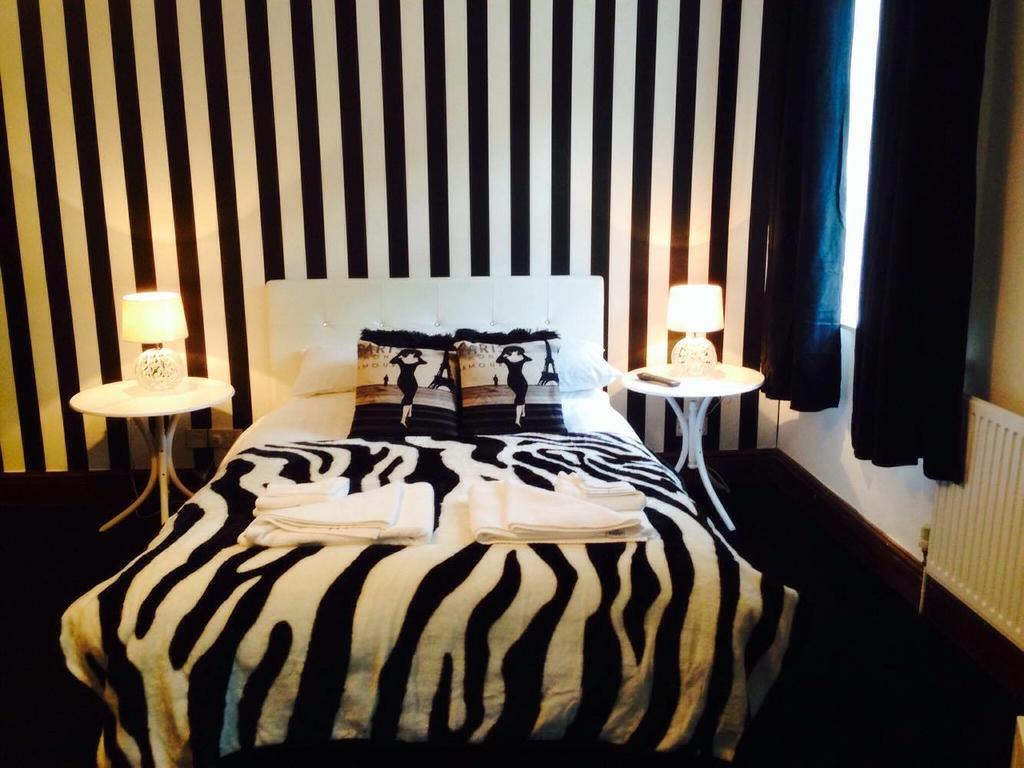 The Swan Taphouse Bed & Breakfast Ironbridge Bagian luar foto