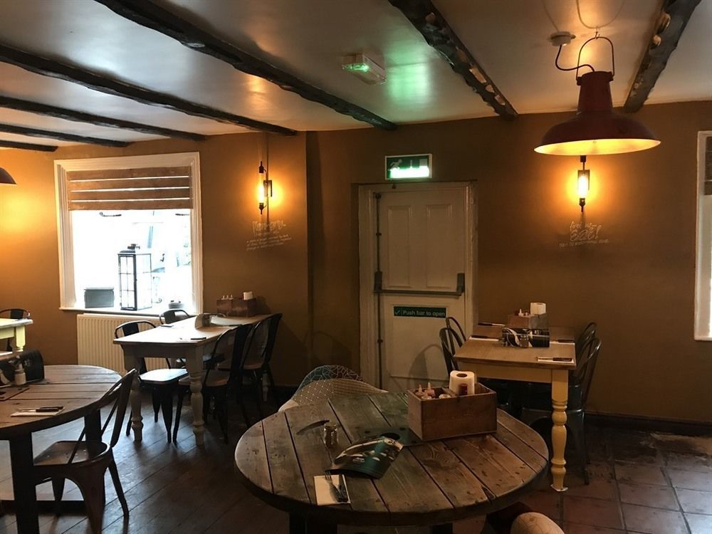 The Swan Taphouse Bed & Breakfast Ironbridge Bagian luar foto
